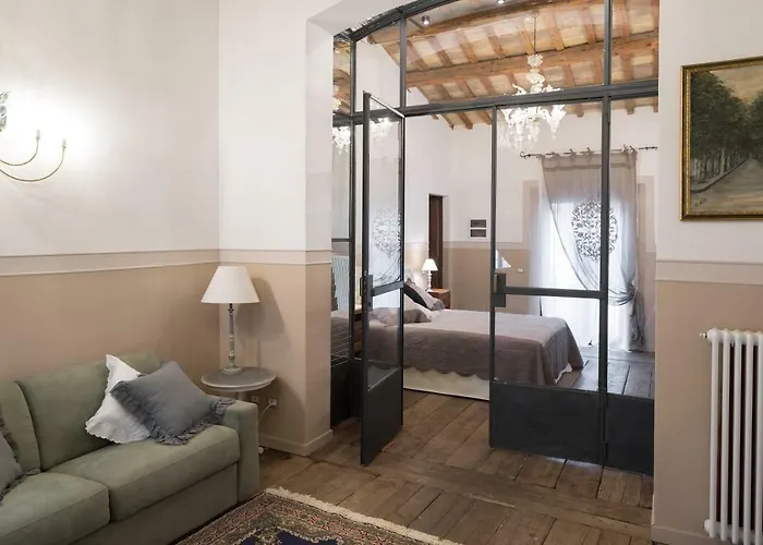 Caterina Residenza Affittacamere 4*